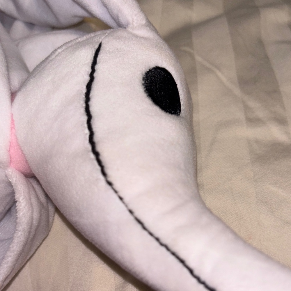 Disney-Tim Burton’s The Nightmare Before Christmas Zero-weighted-3 lbs - Picture 14 of 17